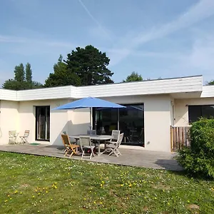 Maison De Locquirec