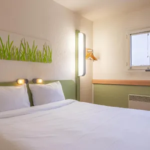 2* Hotel Est